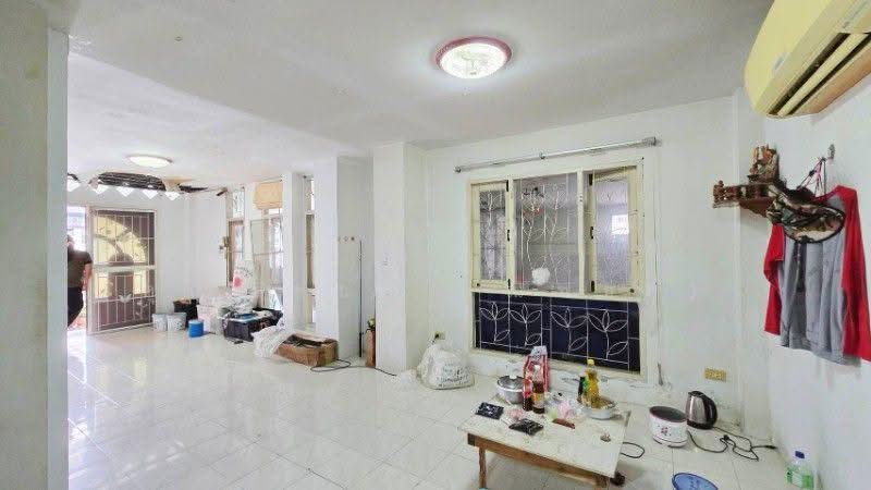 Maneekaew Green House : หมู่บ้านมณีแก้ว กรีนเฮ้าส์, ชลบุรี, ข้าวหลาม, ห้วยกะปิ, เมืองชลบุรี, ชลบุรี, 150 ตร.ม., บ้านแฝด ขาย, โดย คุณณิชชา (ณิชชา), 500640695 - DDproperty.com