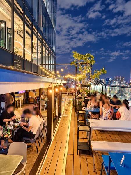 Rooftop Bar For Takeover in Silom | BTS Walking Distance, Bangkok, BTS Saladaeng, Silom, Bang Rak, Bangkok, , 339 sqm, Retail Space For Rent, by Chutinun Mungmai, 500640717 - DDproperty.com