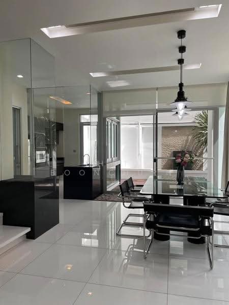 Landmark Residence, Bangkok, Lat Phrao Road, Chan Kasem, Chatuchak, Bangkok, 4 Bedrooms, 300 sqm, Townhouse For Rent, by Thiti Boonchurn, 500640746 - DDproperty.com