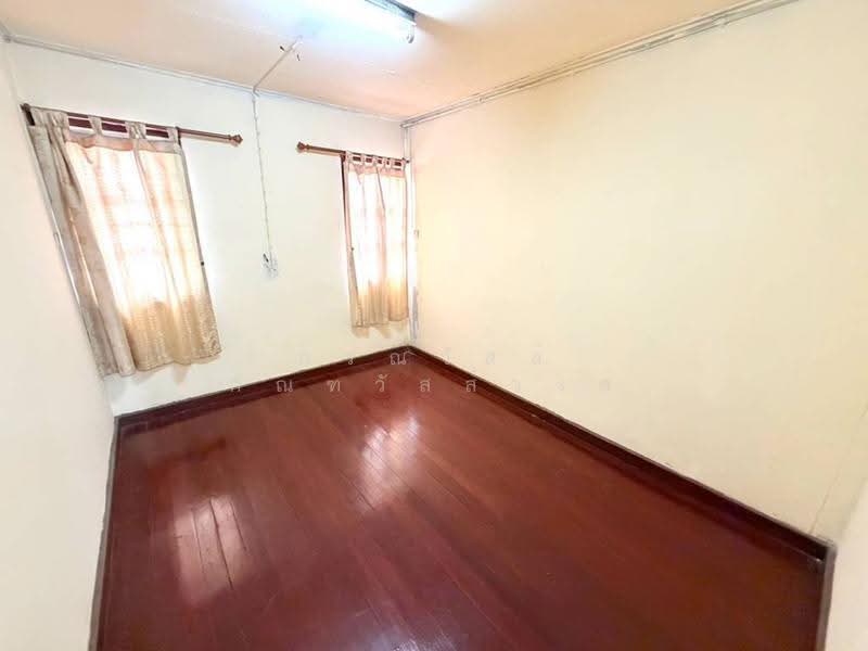 ขาย ทาวน์เฮ้าส์ หลังมุม หมู่บ้าน เคหะนนทบุรี, Nonthaburi, Pak Kret, Nonthaburi, 4 Bedrooms, 90 sqm, Townhouse For Sale, by กรณวัสส์ กัณฑวัสส์วงส์, 500640777 - DDproperty.com