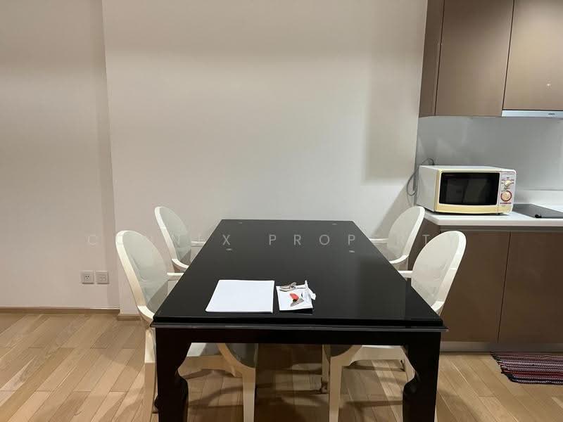 Siri At Sukhumvit, Bangkok, 902 Sukhumvit Road, Phra Kanong, Khlong Toei, Bangkok, 1 Bedroom, 52 sqm, Condo For Rent, by Connex Property, 500640828 - DDproperty.com