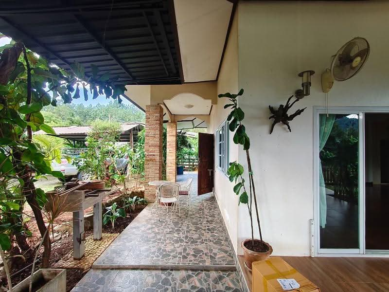 บ้านเดี่ยวมะขาม จันทบุรี, Chanthaburi, Makham, Chanthaburi, 5 Bedrooms, 324 sqm, Single Detached House For Sale, by The Best Property ป้อ, 500640835 - DDproperty.com