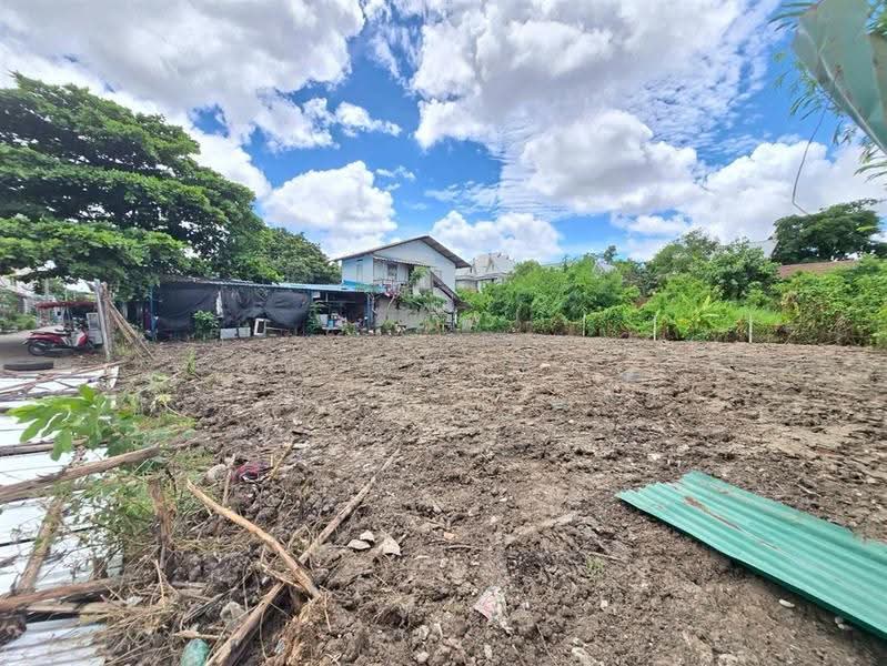 ที่ดินเปล่า 100 ตร.ว. หมู่บ้านทิพวัล1 ซอยทิพวัล21/8, สมุทรปราการ, ถนนเทพารักษ์, บางเมือง, เมืองสมุทรปราการ, สมุทรปราการ, 400 ตร.ม., ที่ดิน ขาย, โดย คุณ พัทธ์ธีรา เจริญธรรม (พัท), 500640842 - DDproperty.com