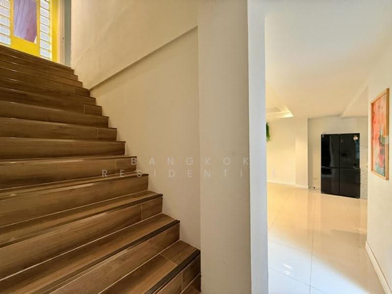 Thonglor Classic Home, Bangkok, Thonglor 25, Khlong Tan Nua, Watthana, Bangkok, 5 Bedrooms, 400 sqm, Townhouse For Rent, by Bangkok Residential, 500640860 - DDproperty.com