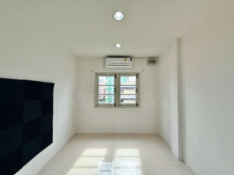 Thonglor Classic Home, Bangkok, Thonglor 25, Khlong Tan Nua, Watthana, Bangkok, 5 Bedrooms, 400 sqm, Townhouse For Rent, by Bangkok Residential, 500640877 - DDproperty.com