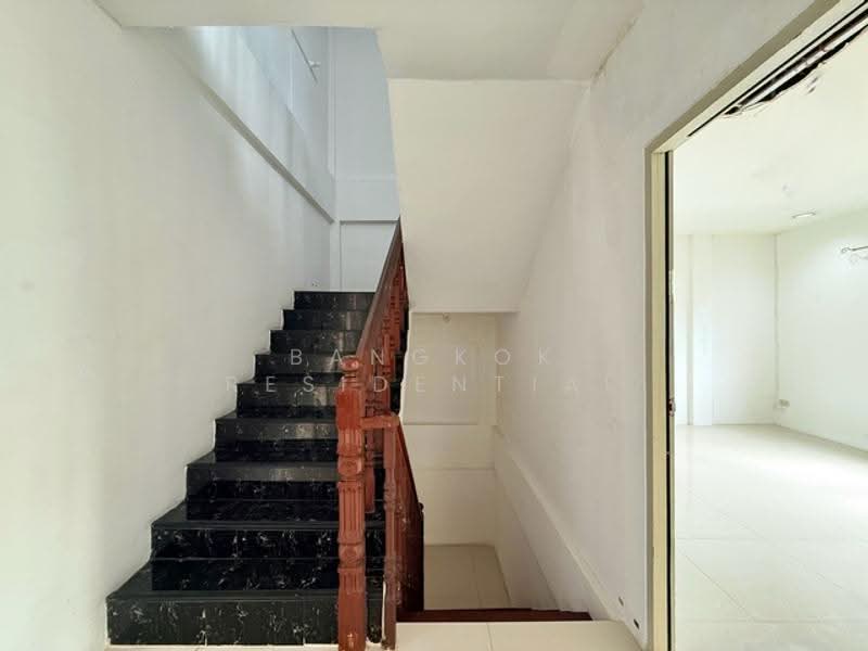 Thonglor Classic Home, Bangkok, Thonglor 25, Khlong Tan Nua, Watthana, Bangkok, 5 Bedrooms, 400 sqm, Townhouse For Rent, by Bangkok Residential, 500640877 - DDproperty.com