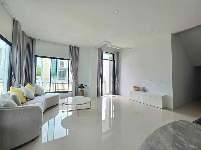 4-BR House, Surat Thani, Talat, Muang Surat Thani, Surat Thani, 4 Bedrooms, 231 sqm, Single Detached House For Sale, by Boonyanuch Unna, 500640901 - DDproperty.com