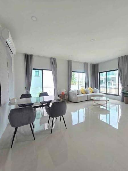 บ้าน 4-ห้องนอน, สุราษฎร์ธานี, ตลาด, เมืองสุราษฎร์ธานี, สุราษฎร์ธานี, 231 ตร.ม., บ้านเดี่ยว ขาย, โดย Boonyanuch Unna, 500640901 - DDproperty.com
