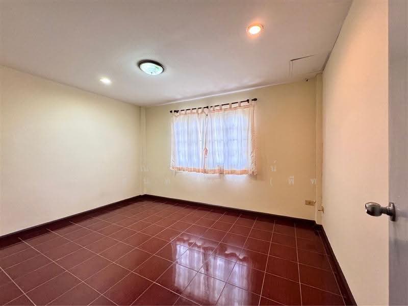 Sirinhouse Donmueang : สิรีนเฮ้าส์ ดอนเมือง, กรุงเทพ, ซอย ประชาอุทิศ 18, สนามบิน, ดอนเมือง, กรุงเทพ, 80 ตร.ม., ทาวน์เฮ้าส์ ขาย, โดย คุณ คติพจน์ ภัทรธนทรัพย์ (พีท), 500640910 - DDproperty.com
