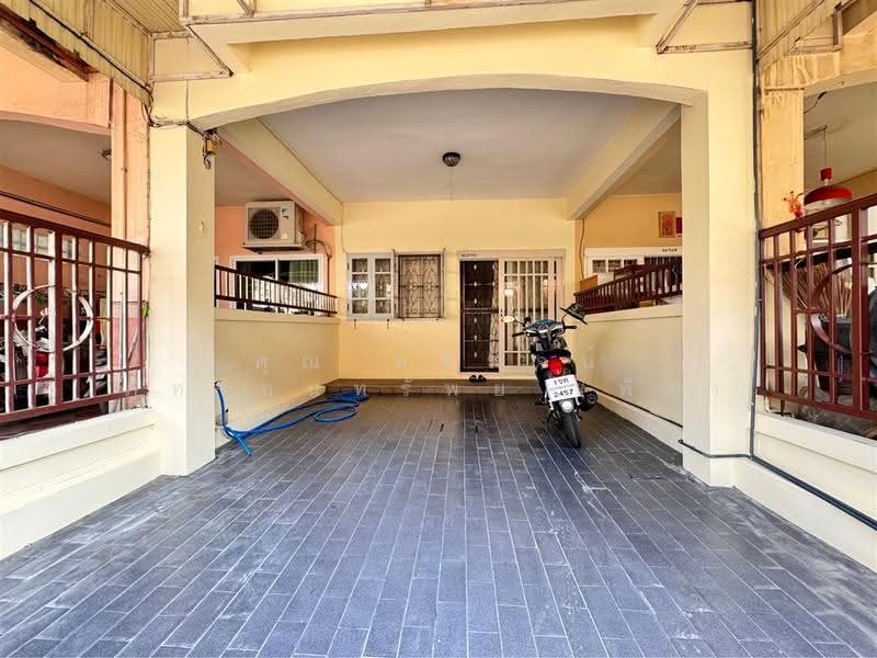 Sirinhouse Donmueang : สิรีนเฮ้าส์ ดอนเมือง, กรุงเทพ, ซอย ประชาอุทิศ 18, สนามบิน, ดอนเมือง, กรุงเทพ, 80 ตร.ม., ทาวน์เฮ้าส์ ขาย, โดย คุณ คติพจน์ ภัทรธนทรัพย์ (พีท), 500640910 - DDproperty.com