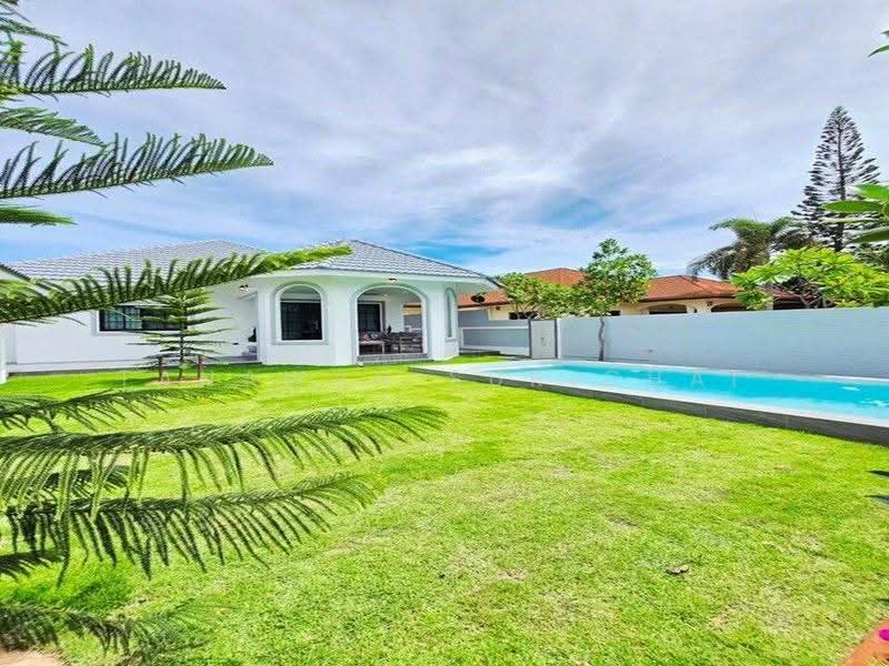 4-BR House, Chon Buri (Pattaya), Poong, Bang Lamung (Pattaya), Chon Buri (Pattaya), 4 Bedrooms, 308 sqm, Single Detached House For Sale, by Tanawan Surichai, 500640935 - DDproperty.com