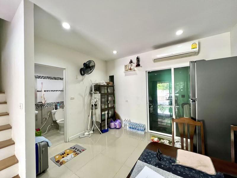 Villette Lite Pattanakarn, Bangkok, Soi Phatthanakan 38, Phatthanakan Road, Suan Luang, Bangkok, 3 Bedrooms, 100 sqm, Townhouse For Sale, by บริษัท เอชแอล แอสเซท จำกัด, 500640956 - DDproperty.com