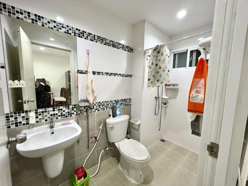 Villette Lite Pattanakarn, Bangkok, Soi Phatthanakan 38, Phatthanakan Road, Suan Luang, Bangkok, 3 Bedrooms, 100 sqm, Townhouse For Sale, by บริษัท เอชแอล แอสเซท จำกัด, 500640956 - DDproperty.com