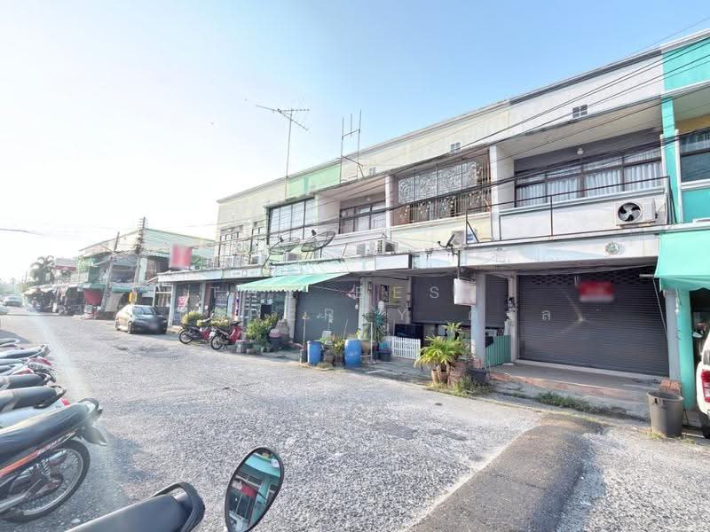 หมู่บ้านแฟมิลี่แลนด์ ชลบุรี (Family Land), Chon Buri (Pattaya), Na Pa, Muang Chon Buri, Chon Buri (Pattaya), , 100 sqm, Shophouse For Sale, by The Best Property ตาล, 500640959 - DDproperty.com
