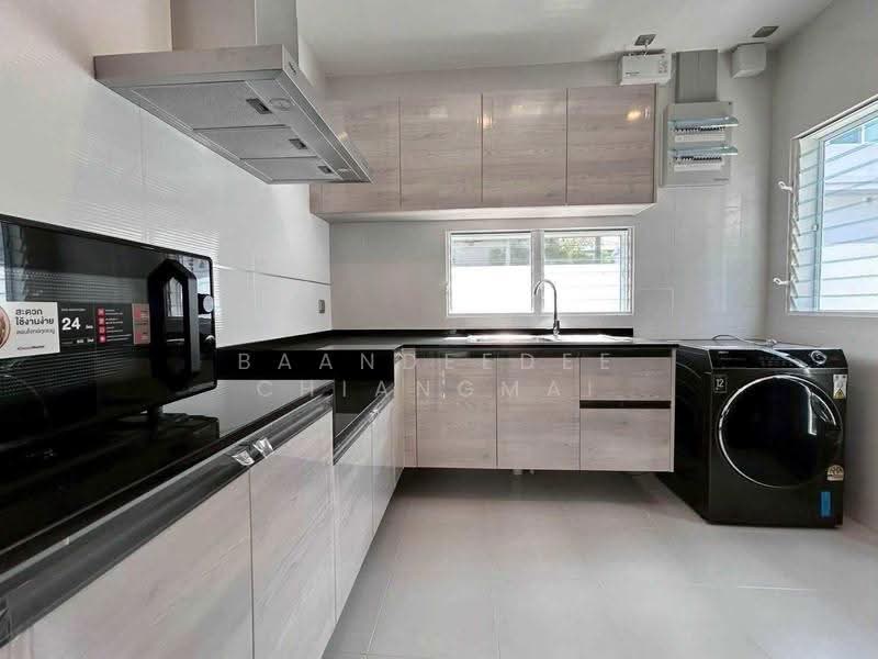 A house for rent near Big C Mae Hia, Chiang Mai Rental Price: 80,000 THB / month Property No.9H1086, Chiang Mai, Mae Hia, Muang Chiang Mai, Chiang Mai, 4 Bedrooms, 150 sqm, Single Detached House For Rent, by Baandeedee Chiangmai, 500641081 - DDproperty.com