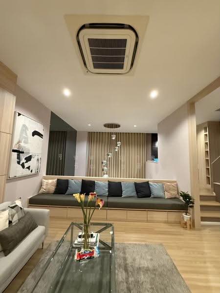 Nirvana Define Srinakarin-Rama 9, Bangkok, Srinakarin - Rom Klao Road, Saphan Sung, Bangkok, 3 Bedrooms, 230 sqm, Townhouse For Rent, by ปรินทร์ญาดา ชิณโชติ, 500641116 - DDproperty.com