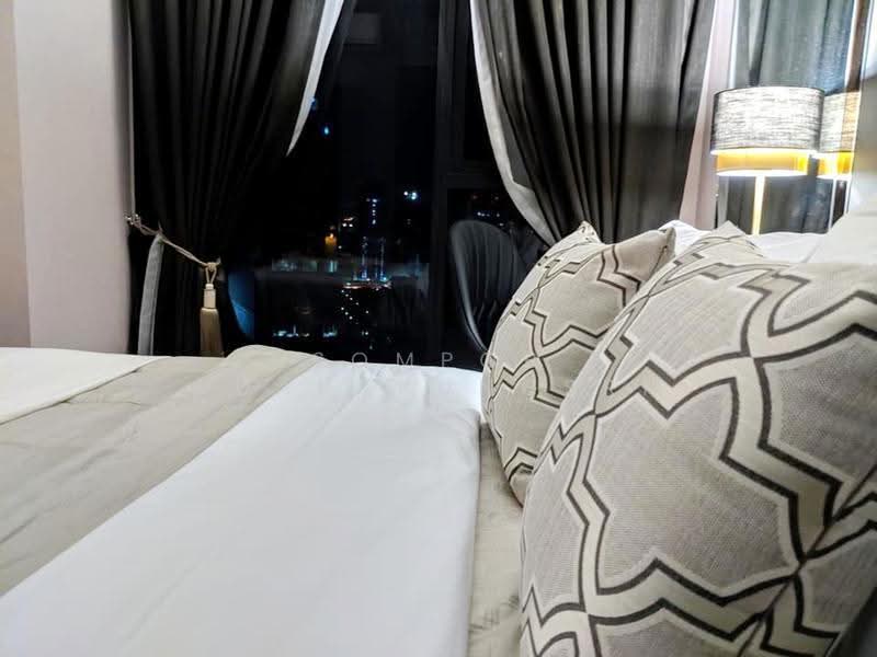 IDEO Mobi Asoke, Bangkok, New Petchaburi Road, Bang Kapi, Huai Khwang, Bangkok, 2 Bedrooms, 55 sqm, Condo For Rent, by Sompob Buaparungsri, 500641121 - DDproperty.com