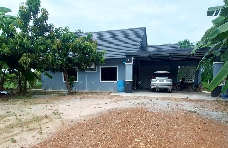 บ้านเดี่ยวพร้อมที่ดินเกาะจันทร์ ชลบุรี, Chon Buri (Pattaya), Tha Bunmi, Ko Chan, Chon Buri (Pattaya), 2 Bedrooms, 100 sqm, Single Detached House For Sale, by The Best Property อ้อ, 500641147 - DDproperty.com