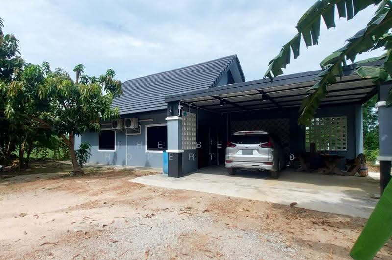 บ้านเดี่ยวพร้อมที่ดินเกาะจันทร์ ชลบุรี, Chon Buri (Pattaya), Tha Bunmi, Ko Chan, Chon Buri (Pattaya), 2 Bedrooms, 100 sqm, Single Detached House For Sale, by The Best Property อ้อ, 500641147 - DDproperty.com