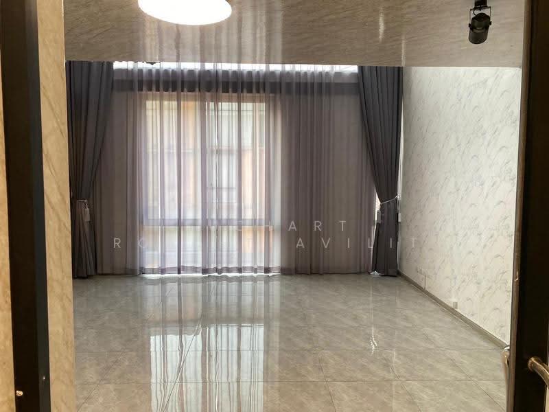 5-Story Home Office for Sale, 3 bedrooms, size 29 sqw., Sukhumvit 77., Bangkok, Sukhumvit 77, On Nut, Suan Luang, Bangkok, , 380 sqm, Shophouse For Sale, by Suchart Roachthavilit, 500641175 - DDproperty.com