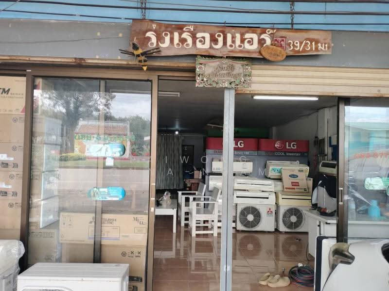 ขายทาวน์เฮ้าส์ 3 ชั้น 33 ตรว. ติดถนนนายายอาม-แก่งหางแมว อ.นายายอาม จ.จันทบุรี, จันทบุรี, นายายอาม, จันทบุรี, 300 ตร.ม., ทาวน์เฮ้าส์ ขาย, โดย paiwong onna-ngam, 500641180 - DDproperty.com