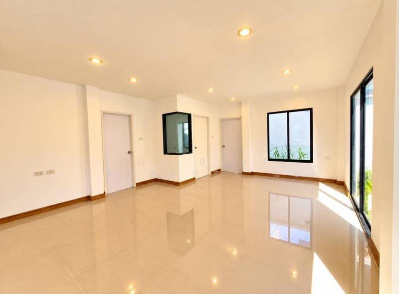 ทรีดาอเวนิว ปทุมธานี2 (Patreeda Avenue Pathumthani2), Pathum Thani, Krachaeng, Sam Khok, Pathum Thani, 3 Bedrooms, 145 sqm, Semi-Detached House (Twin House) For Sale, by The Best Property นะ, 500641182 - DDproperty.com