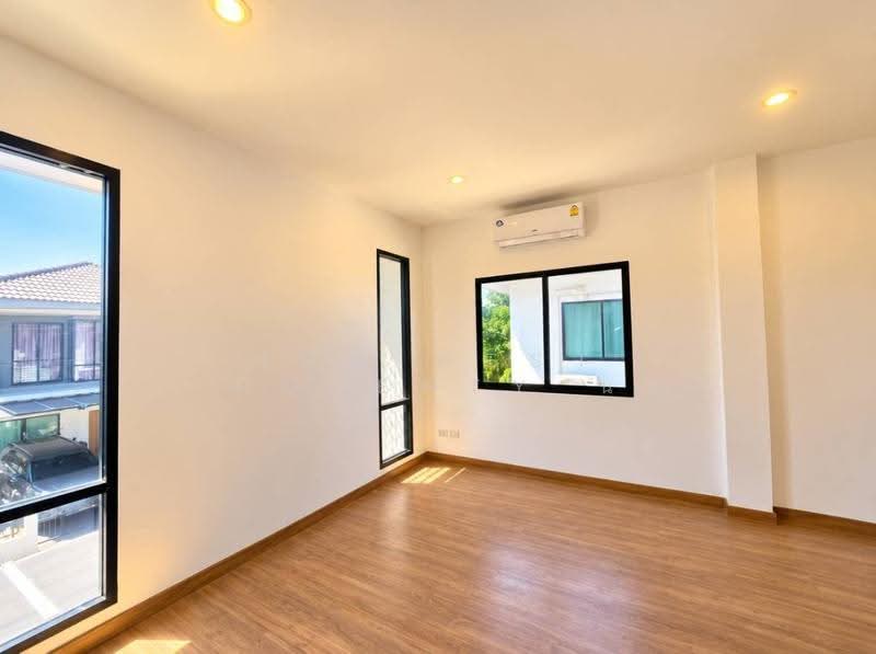 ทรีดาอเวนิว ปทุมธานี2 (Patreeda Avenue Pathumthani2), ปทุมธานี, กระแชง, สามโคก, ปทุมธานี, 145 ตร.ม., บ้านแฝด ขาย, โดย The Best Property นะ, 500641182 - DDproperty.com