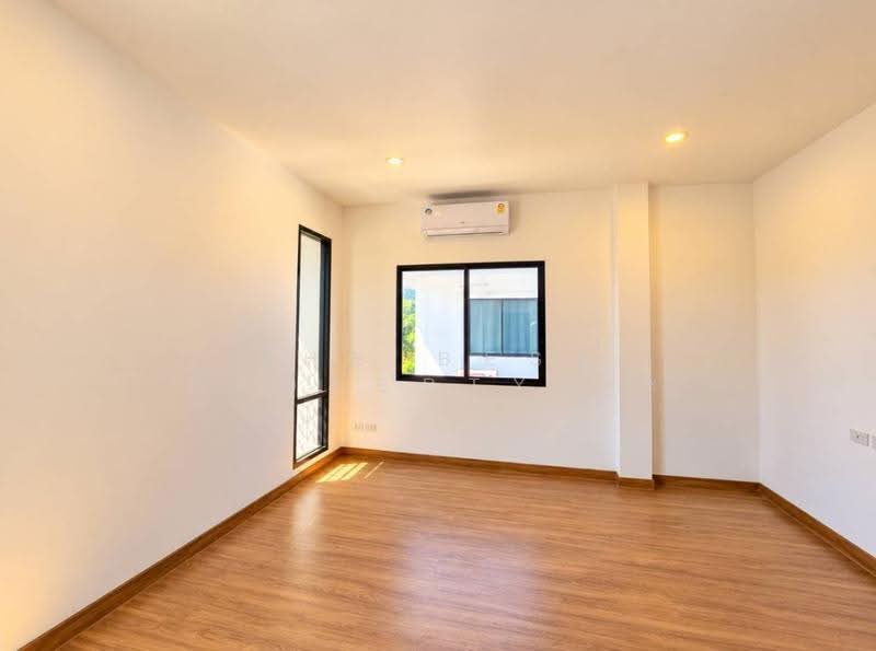 ทรีดาอเวนิว ปทุมธานี2 (Patreeda Avenue Pathumthani2), Pathum Thani, Krachaeng, Sam Khok, Pathum Thani, 3 Bedrooms, 145 sqm, Semi-Detached House (Twin House) For Sale, by The Best Property นะ, 500641182 - DDproperty.com