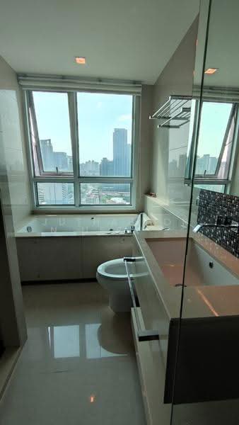 The Address Asoke, Bangkok, 1655 Petchburi Road, Makkasan, Ratchathewi, Bangkok, 2 Bedrooms, 65 sqm, Condo For Rent, by Juthabhorn Uppachit (Amy), 500641233 - DDproperty.com