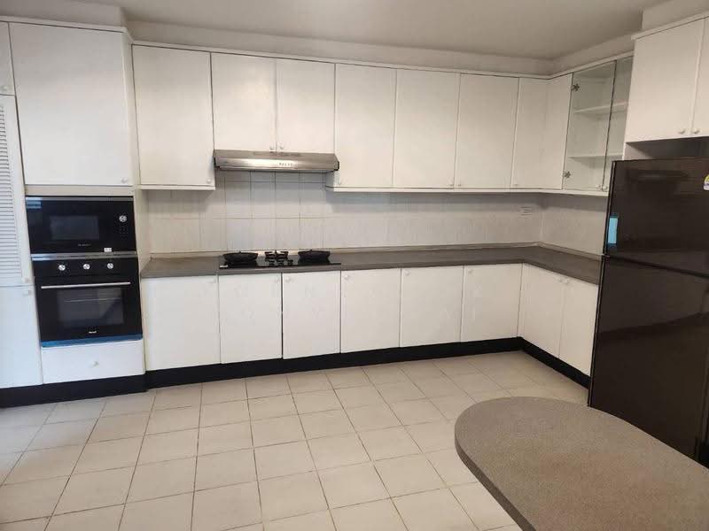 Charan Tower Residences by Aspira, Bangkok, 19 Soi Sukhumvit 43, Khlong Tan Nua, Watthana, Bangkok, 4 Bedrooms, 320 sqm, Apartment For Rent, by Kornkanok Sonvichai, 500641296 - DDproperty.com