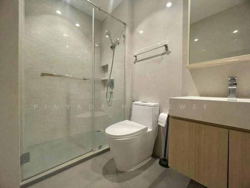 Maru Ekkamai 2, Bangkok, 70-5 Sukhumvit 63 Road, Phra Kanong Nua, Watthana, Bangkok, 1 Bedroom, 30 sqm, Condo For Rent, by Pinyada Hantewee, 500641328 - DDproperty.com