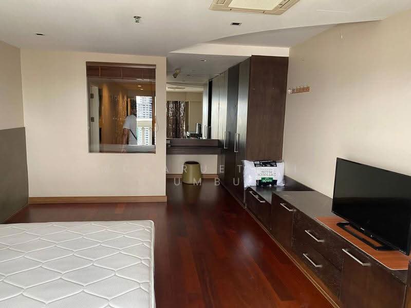 State Tower, Bangkok, 1055 Silom Road, Silom, Bang Rak, Bangkok, 1 Bedroom, 68 sqm, Condo For Rent, by Woraruethai Klumbun, 500641329 - DDproperty.com
