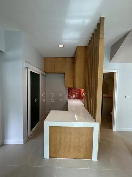 Baan Klang Muang Urbanion Rama 9-Ladprao : บ้านกลางเมือง เออร์บาเนี่ยน พระราม 9-ลาดพร้าว, กรุงเทพ, ซอยลาดพร้าว 84 ถนนลาดพร้าว, วังทองหลาง, กรุงเทพ, 160 ตร.ม., ทาวน์เฮ้าส์ ให้เช่า, โดย Connex Property, 500641334 - DDproperty.com