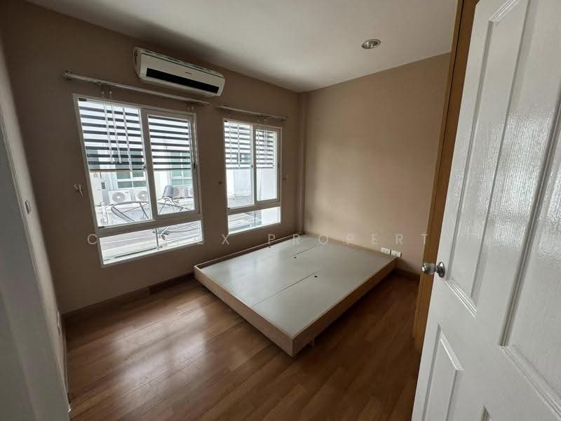 Baan Klang Muang Urbanion Rama 9-Ladprao : บ้านกลางเมือง เออร์บาเนี่ยน พระราม 9-ลาดพร้าว, กรุงเทพ, ซอยลาดพร้าว 84 ถนนลาดพร้าว, วังทองหลาง, กรุงเทพ, 160 ตร.ม., ทาวน์เฮ้าส์ ให้เช่า, โดย Connex Property, 500641334 - DDproperty.com
