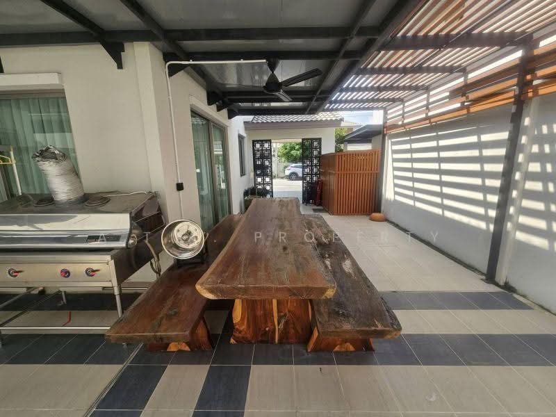 Baan Rim Khao Bangphra, Chon Buri (Pattaya), Sukhaphiban 7 Road, Bang Phra, Si Racha, Chon Buri (Pattaya), 4 Bedrooms, 200 sqm, Single Detached House For Sale, by A.T.A. Property, 500641369 - DDproperty.com