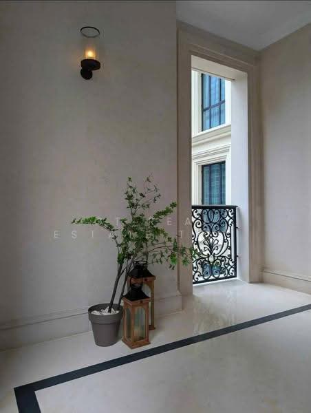 98 Wireless, Bangkok, 98 Wireless Road, Lumphini, Pathum Wan, Bangkok, 3 Bedrooms, 245 sqm, Condo For Sale, by GT Real Estate Thailand, 500641499 - DDproperty.com