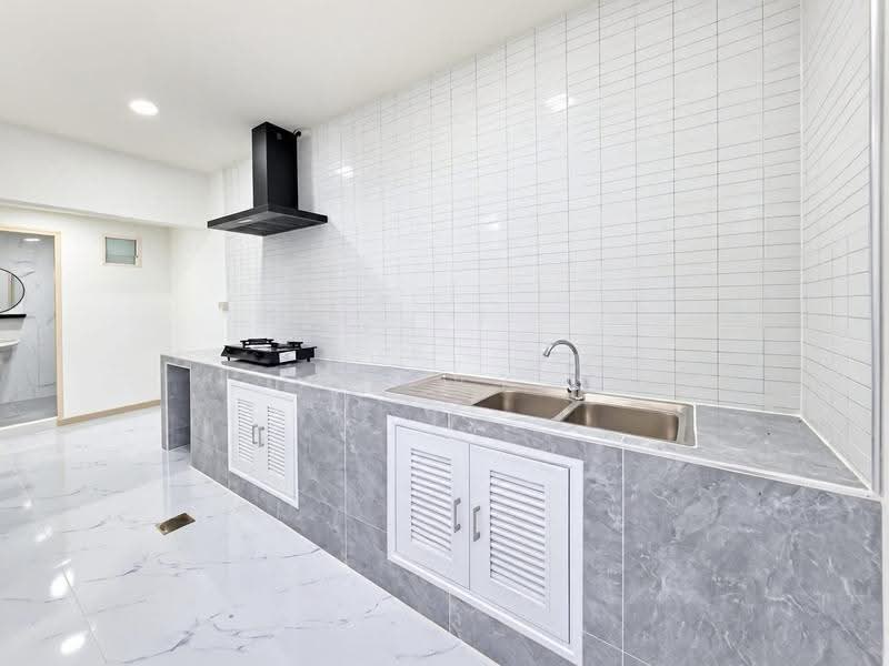 Baan Phrueksa 3 Bang Bua Thong, Nonthaburi, Soi Moobaan Phrueksa 3, Bang Khu Rat, Bang Bua Thong, Nonthaburi, 3 Bedrooms, 96 sqm, Townhouse For Sale, by คุณนา, 500641507 - DDproperty.com