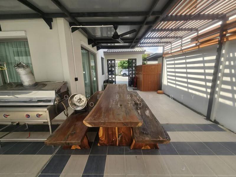 Baan Rim Khao Bangphra, Chon Buri (Pattaya), Sukhaphiban 7 Road, Bang Phra, Si Racha, Chon Buri (Pattaya), 4 Bedrooms, 300 sqm, Single Detached House For Sale, by A House Property Co.,Ltd., 500641576 - DDproperty.com