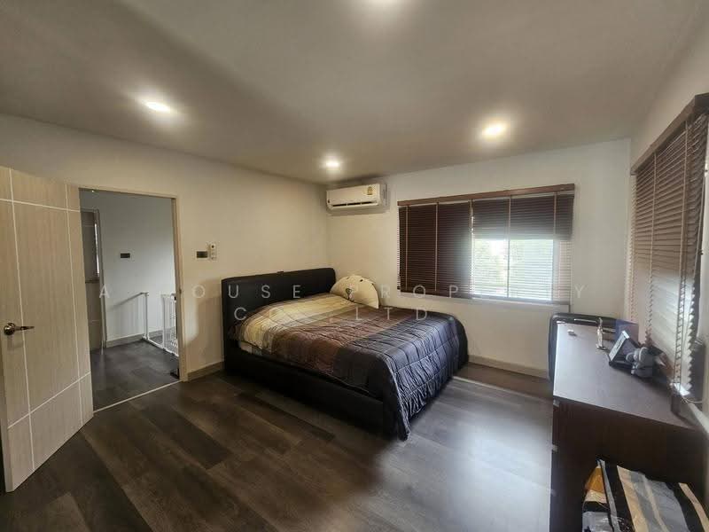 Baan Rim Khao Bangphra, Chon Buri (Pattaya), Sukhaphiban 7 Road, Bang Phra, Si Racha, Chon Buri (Pattaya), 4 Bedrooms, 300 sqm, Single Detached House For Sale, by A House Property Co.,Ltd., 500641576 - DDproperty.com
