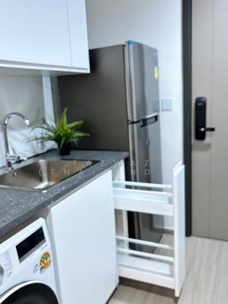 The Base Central, Phuket, Chao Fah Tawan Tok Rd, Wichit, Muang Phuket, Phuket, 2 Bedrooms, 47 sqm, Condo For Rent, by Fazwaz (Thailand) Co., Ltd., 500641618 - DDproperty.com