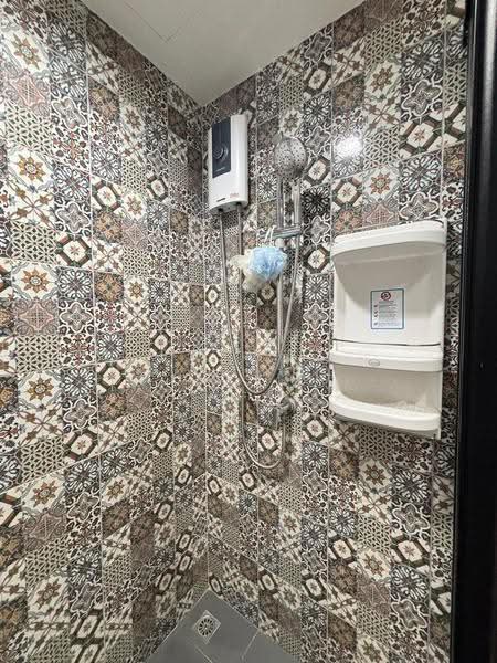 The Base Central, Phuket, Chao Fah Tawan Tok Rd, Wichit, Muang Phuket, Phuket, 2 Bedrooms, 47 sqm, Condo For Rent, by Fazwaz (Thailand) Co., Ltd., 500641618 - DDproperty.com