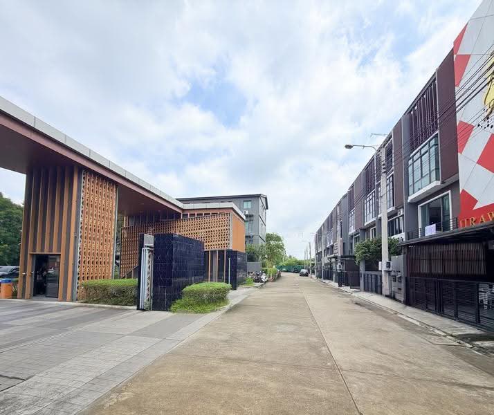 เดอะ พาร์ที อารียา เกษตร-นวมินทร์ (ลาดปลาเค้า), Bangkok, ลาดปลาเค้า, Chorake Bua, Lat Phrao, Bangkok, , 258 sqm, Shophouse For Sale, by Wasan Wasati, 500641632 - DDproperty.com