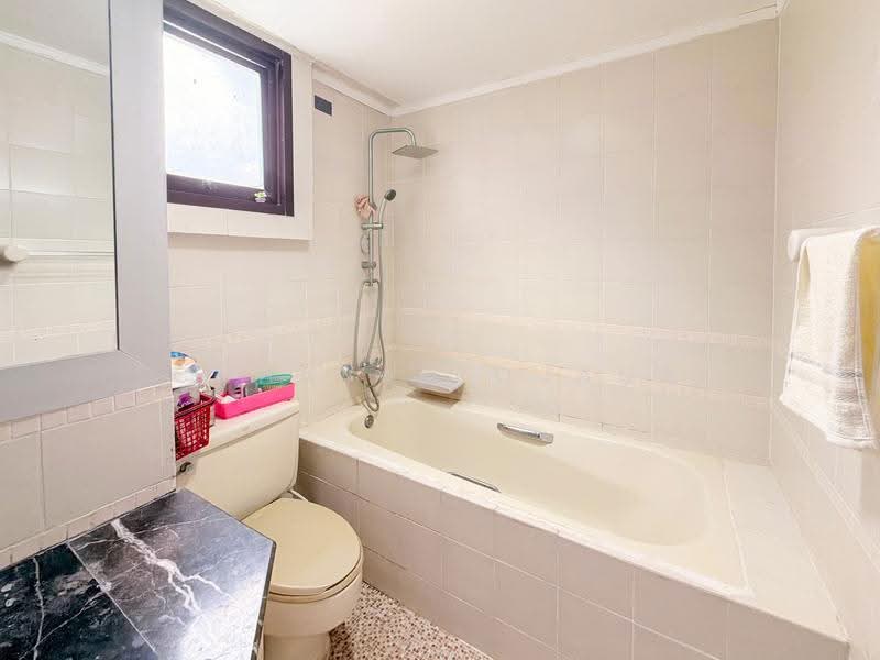 Metro Jomtien Condotel, Chon Buri (Pattaya), Village No. 12 420 Jomtiensaineung Rd, Nong Pru, Bang Lamung (Pattaya), Chon Buri (Pattaya), 2 Bedrooms, 181 sqm, Condo For Sale, by Chanya Rojana, 500641721 - DDproperty.com