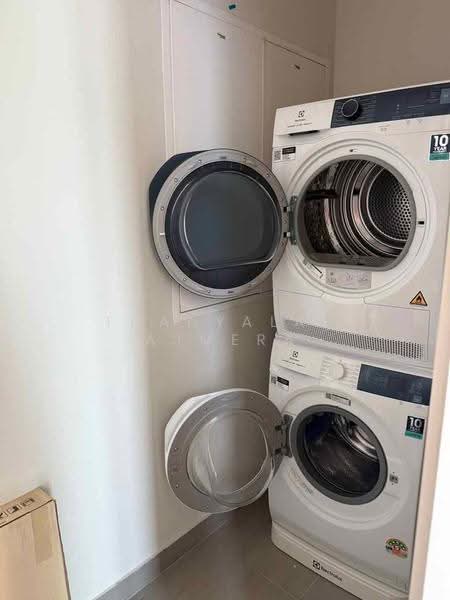 Sindhorn Residence, Bangkok, 54 Soi Ton Son, Lumphini, Pathum Wan, Bangkok, 2 Bedrooms, 142 sqm, Condo For Rent, by Thanyalak Ajmera, 500641754 - DDproperty.com