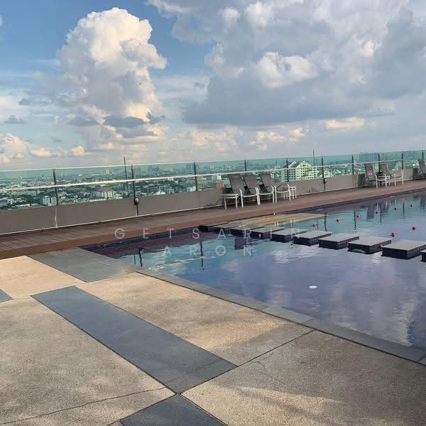 Life Ratchadapisek, Bangkok, 279 Ratchadapisaek Road, Huai Khwang, Bangkok, 1 Bedroom, 41 sqm, Condo For Rent, by Getsarin Aron, 500641763 - DDproperty.com