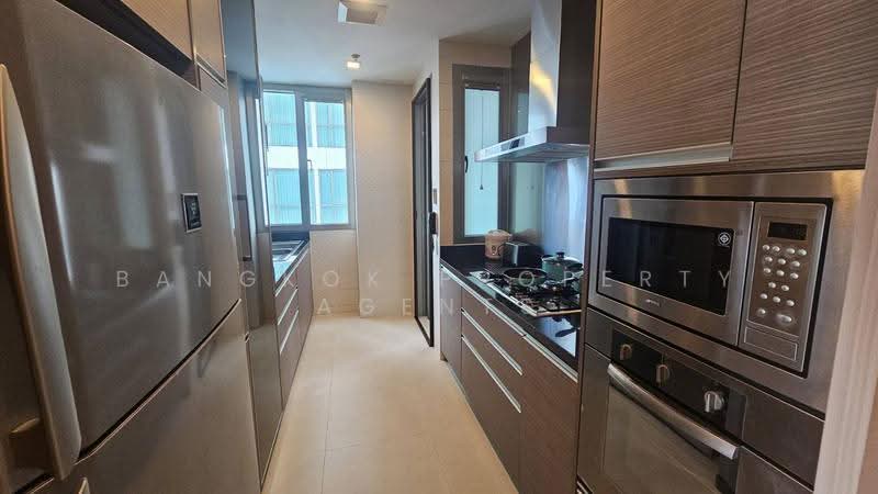 39 Boulevard Executive Residence, Bangkok, 39 - 41 Soi Phrom Chit (Sukhumvit 39), Khlong Tan Nua, Watthana, Bangkok, 2 Bedrooms, 170 sqm, Condo For Rent, by BANGKOK PROPERTY AGENTS, 500641885 - DDproperty.com