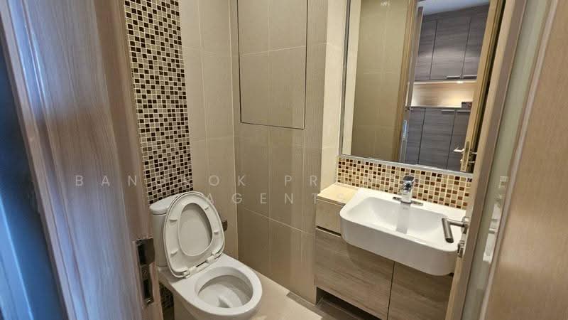 39 Boulevard Executive Residence, Bangkok, 39 - 41 Soi Phrom Chit (Sukhumvit 39), Khlong Tan Nua, Watthana, Bangkok, 2 Bedrooms, 170 sqm, Condo For Rent, by BANGKOK PROPERTY AGENTS, 500641885 - DDproperty.com