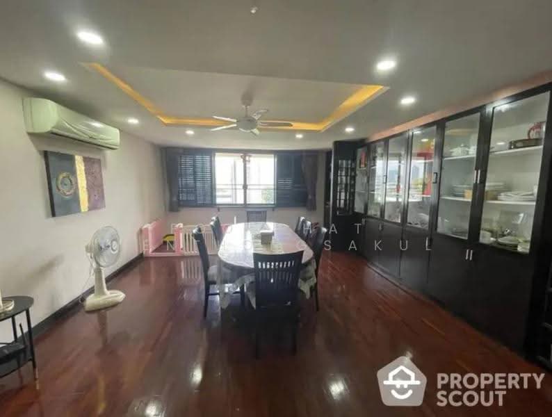 D.S. Tower 1 Sukhumvit 33, Bangkok, Soi Phrom Chit, Khlong Tan Nua, Watthana, Bangkok, 3 Bedrooms, 258 sqm, Condo For Sale, by Poomphat Tienthongsakul, 500641988 - DDproperty.com