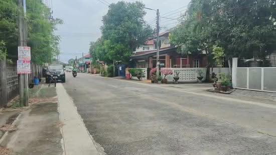 Phra Pin 2, Bangkok, Sala Thammasop, Thawi Watthana, Bangkok, 2 Bedrooms, 130 sqm, Semi-Detached House (Twin House) For Sale, by คุณนพพล อภินนท์กูล, 500641992 - DDproperty.com