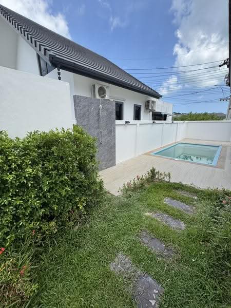 The Avenue President Pool Villa : ดิ อเวนิว เพรสซิเด้นท์ พูลวิลล่า, ภูเก็ต, ฉลอง, เมืองภูเก็ต, ภูเก็ต, 190 ตร.ม., วิลล่า ให้เช่า, โดย Fazwaz (Thailand) Co., Ltd., 500641996 - DDproperty.com